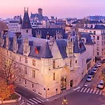 Luxury Apartment In Prestigious Le Marais - Top Location