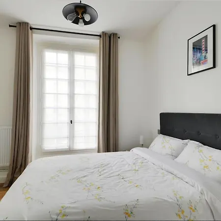 Luxury In Prestigious Le Marais - Location Apartment